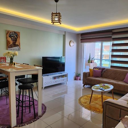 Cozy Sea View Next To The Beach, In The Mid Of The Market, Saturday Bazar, Restaurants & Bars Etc, Alanya Mahmutlar! Exterior photo
