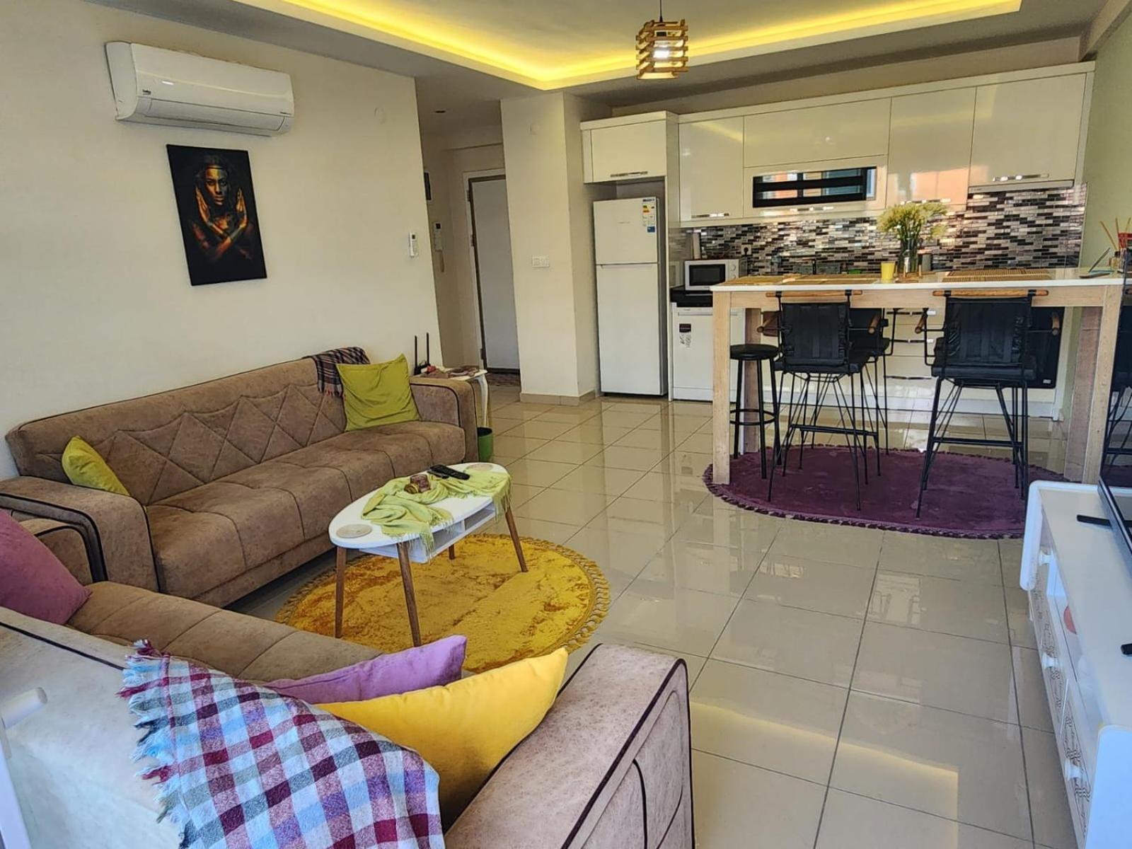 Cozy Sea View Next To The Beach, In The Mid Of The Market, Saturday Bazar, Restaurants & Bars Etc, Alanya Mahmutlar! Exterior photo